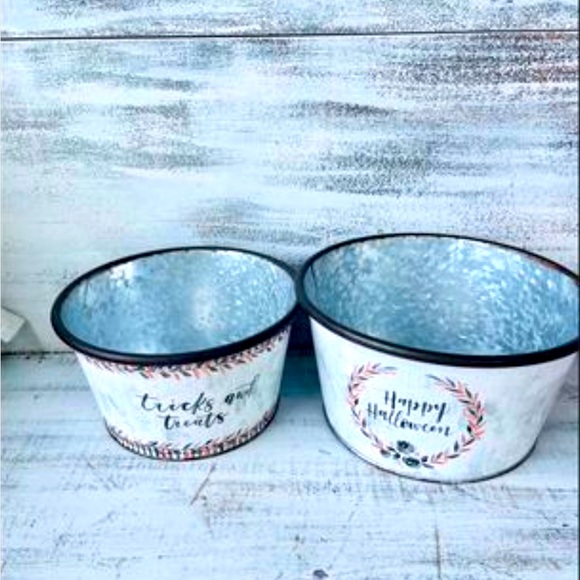 *Happy Halloween Bucket Set of 2 - Picture 1 of 10
